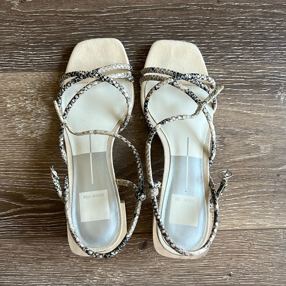 Dolce Vita Zayla